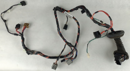 Instalacja drzwi przednich L Dodge Durango 2007-2009 56055211AE
