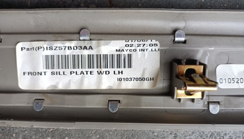 Listwa pogowa L Dodge Durango 2011+