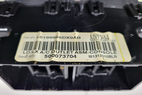 Konsola tylna tunelu środkowego Chrysler 300 2011-2012 0199320AE L0202705HL1AE