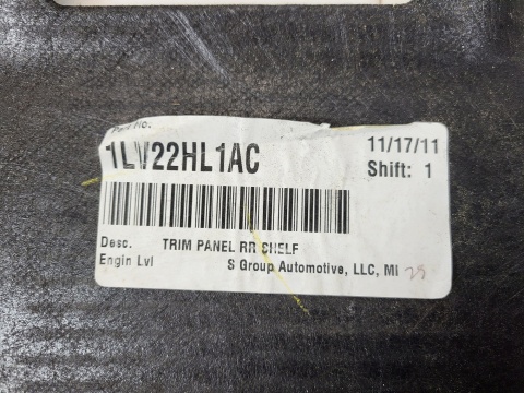 Panel, tylna półka Chrysler 300 2011-2014 1LV22HL1AC