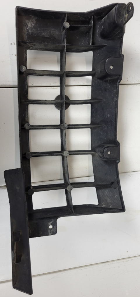 Ślizg zderzaka przedniego prawy Ford F150 2006-2008 A439J