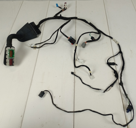 Instalacja drzwi przednich lewych Chrysler 300 2011-2012 68084153AA