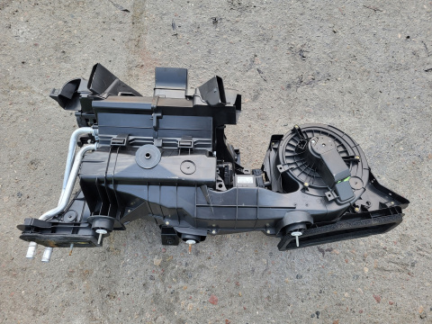 Nagrzewnica Chrysler 300 2012 0701132570