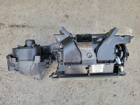 Nagrzewnica Chrysler 300 2012 0701132570