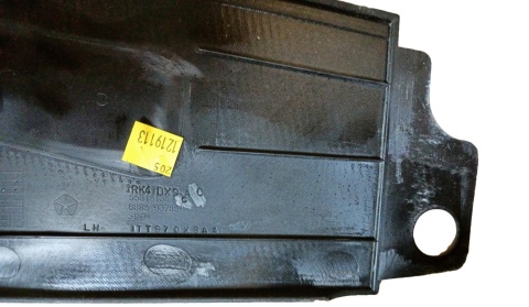 Ramka drzwi przód R Chrysler 300 2011+