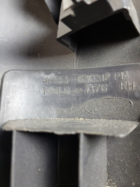 Panel słupka Ford Mustang 2010-2014 4R33-630312