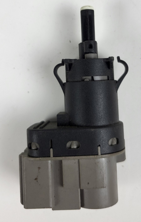Czujnik stopu Ford Fusion 2006-2012 BL3T-96854-AA