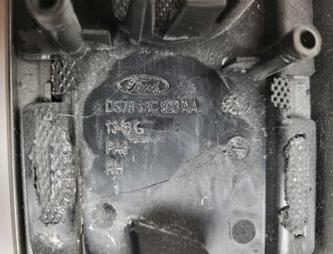Listwa wewnętrzna klamka drzwi prawa Ford Fusion mondeo MK5 DS7318C928AA