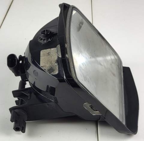 Halogen prawy Dodge RAM 2014+ 320480