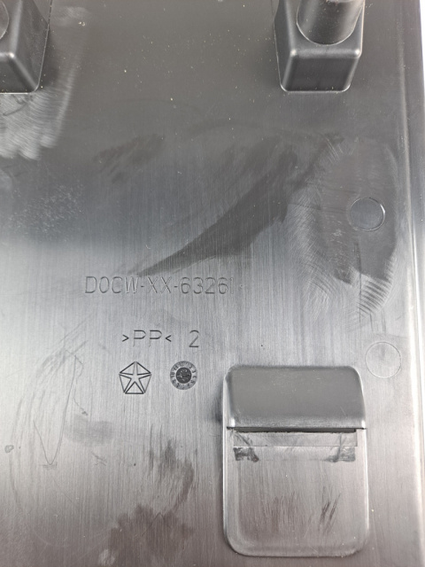 Podłokietnik tylna obudowa panelu Jeep Grand Cherokee 2011-2018 DOCW-XX63261