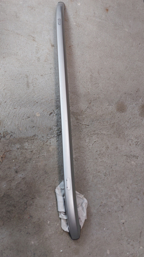 Reling dachowy prawy + lewy Jeep Cherokee 2014-2015 68102996AD 68102997AD