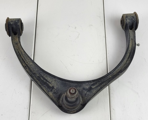 Wahacz górny lewy przedni Dodge RAM 1500 2011-2018 68227901AB