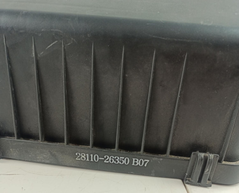 Przepływomierz + pokrywa filtra powietrza Hyundai Santa Fe 28100-39450 28110-26350