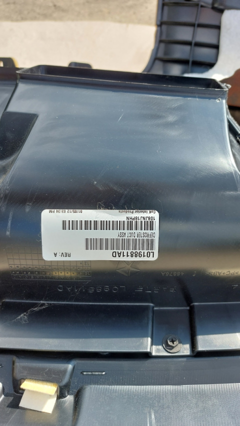 Deska rozdzielcza Chrysler 300 2012 0198811AD