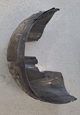 Nadkole tylne lewe Chrysler 300 2011-2013 68084291AE
