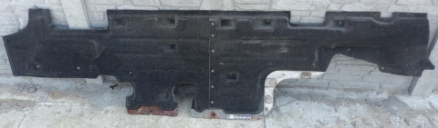 Osłona podwozia prawa Chrysler 300 2012 68082648AD