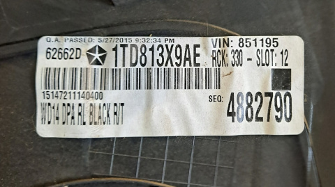Wykończenie drzwi tylne lewe Dodge Durango RT 1TD8139AE