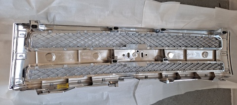 Grill chromowany Chevrolet Silverado 1500 2007-2013 REPCV070125Q