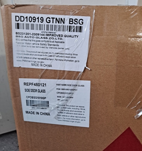 Szyba boczna przednia prawa Ford Fusion 2006-2012 DD10919 REPF480121