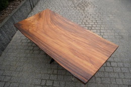 Stół z litego drewna SUAR 220 cm