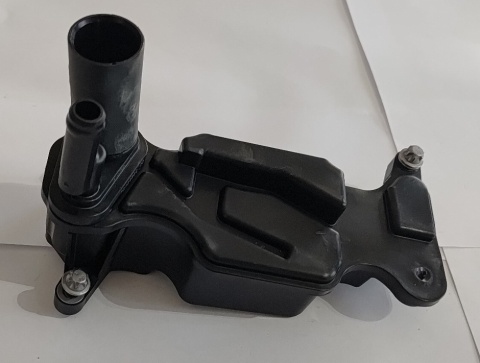 Nowy separator oleju odma Mercedes CLA 250 GLA 250 C300 Sprinter 2500 1500 2014-2023 A270 010 97 03