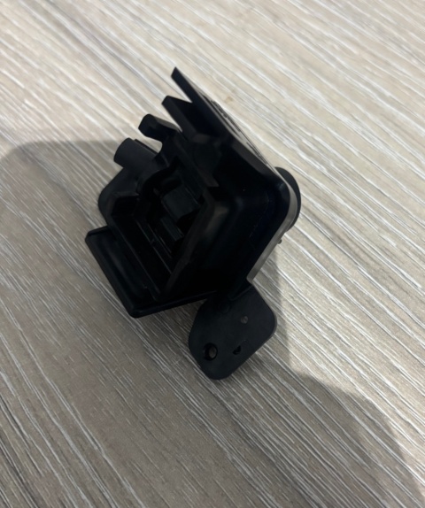 Nowa prawa kamera z uchwytem MOPAR RAM 1500-3500 Chrysler Pacifica 2017-2026 68144068AD 68365873AB