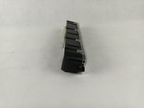 Zegar Toyota Solara 83910-AA030