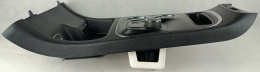 Panel środkowy z manetką biegów + panel USB AUX SD Dodge Durango 2014-2019