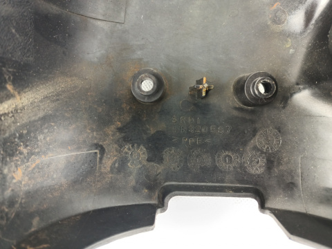 Osłona kolumny kierowniczej Mitsubishi Eclipse 2000-2005 MR320587