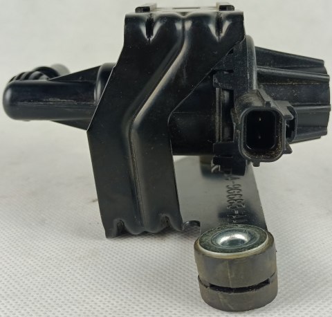 Zawór odpowietrzający zbiornik paliwa Ford Expedition 2002-2006 6L34-96683-AA