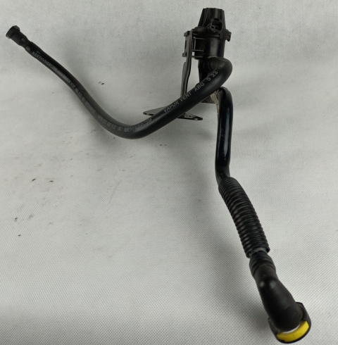 Zawór odpowietrzający zbiornik paliwa + węże Ford Mustang 2005-2007 4R33-96683-AC