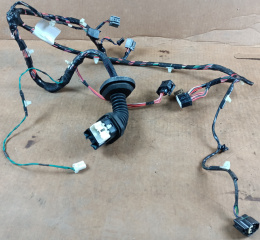 Instalacja drzwi L przód Dodge Durango 2007-2009 56055211AE