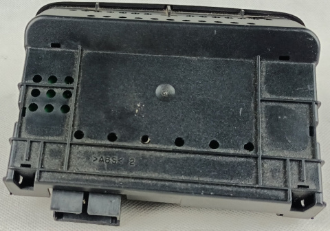 Panel radia i nawiewu tunleu środkowego Saab 9-7x