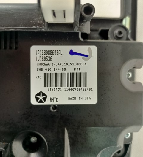 Panel klimatyzacji, ramka radia Dodge Durango 2011 68088603AL